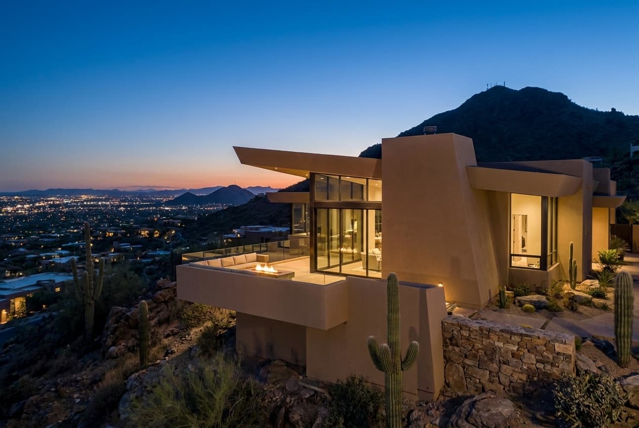 Hillside luxury home with city views